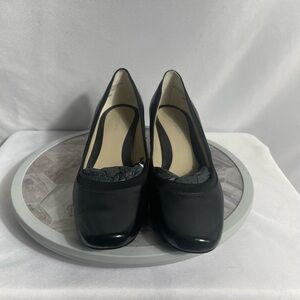 Easy Spirit Classic Black Pumps